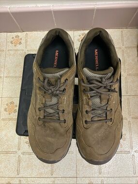 Merrell Men's Olive Brown Suede Trail Boots